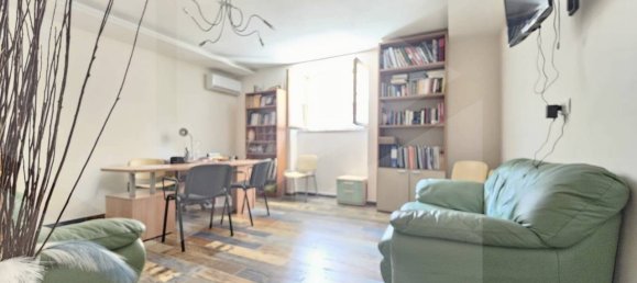 2 chambres Appartement à Pozzuoli, Italy No. 34445 8