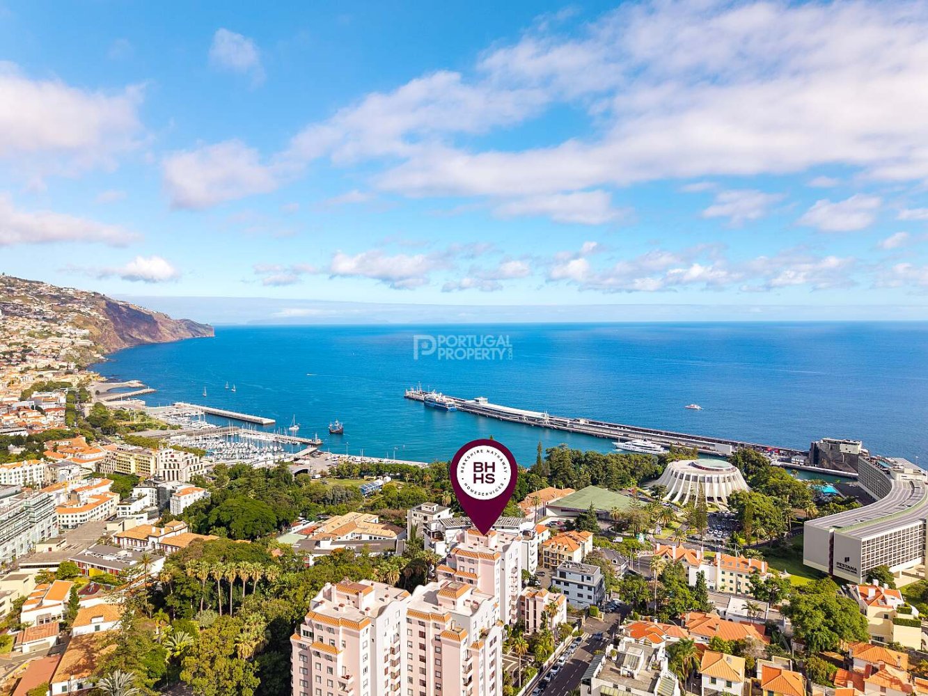 Apartamento de 1 dormitorio en Funchal, Portugal No. 335773