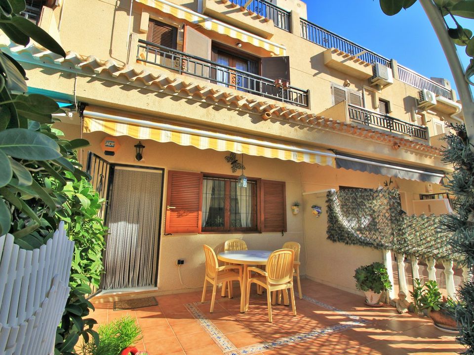 2 Schlafzimmer Stadthaus in Alicante, Spain, Nr. 186476