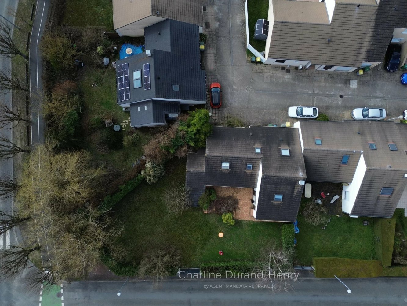 Casa de 5 dormitorios en Saint-Pryve-Saint-Mesmin, France No. 274928