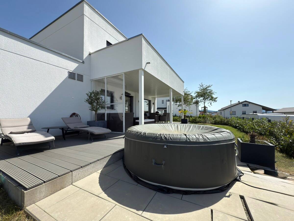 3 bedrooms House in Rottweil, Germany No. 93395