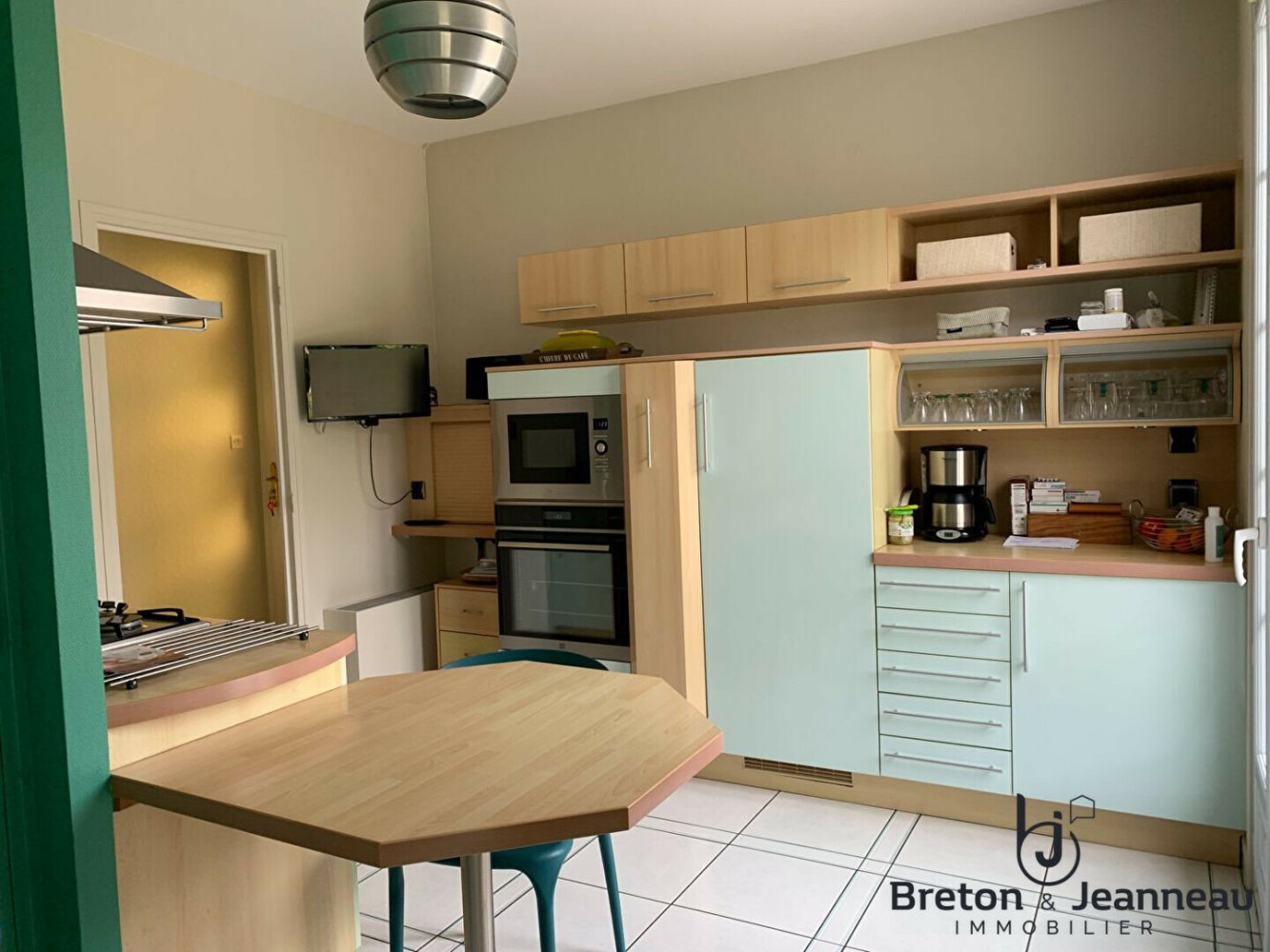 2 bedrooms House in Bonchamp-les-Laval, France No. 357799