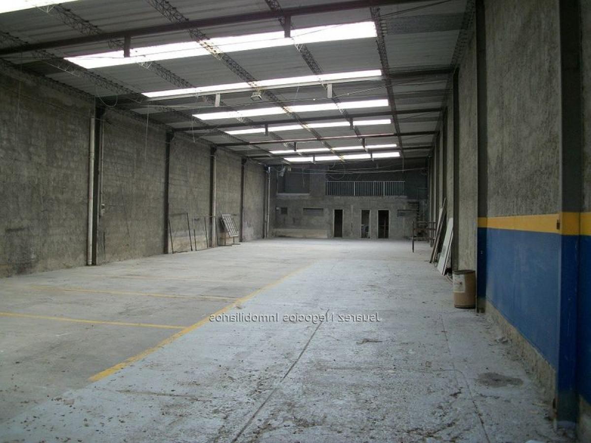 Bâtiment à Montevideo, Uruguay No. 16326