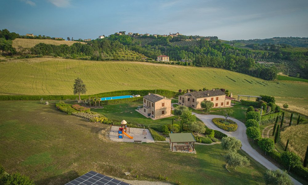 14 bedrooms Castles in Ponzano di Fermo, Italy No. 52347