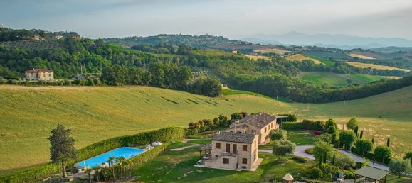 14 bedrooms Castles in Ponzano di Fermo, Italy No. 52347 2