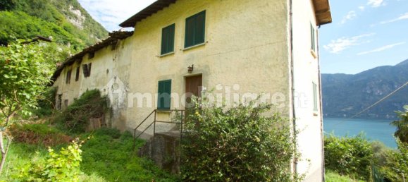 5 bedrooms Villa in Oliveto Lario, Italy No. 285515 18
