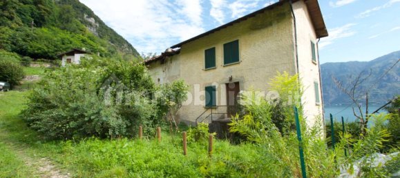 5 bedrooms Villa in Oliveto Lario, Italy No. 285515 13