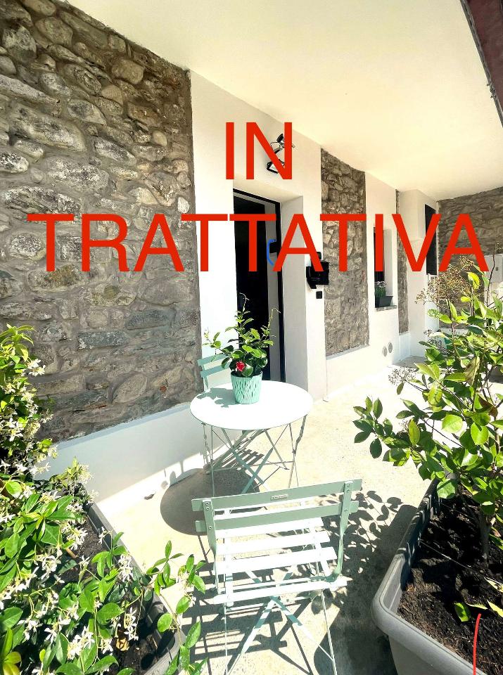 2-salle Appartement à Cittiglio, Italy No. 26383