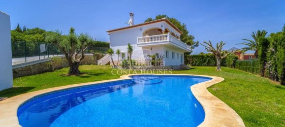 Villa de 4 dormitorios en Alicante, Spain No. 32720 16