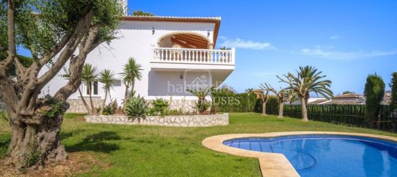 Villa de 4 dormitorios en Alicante, Spain No. 32720 23