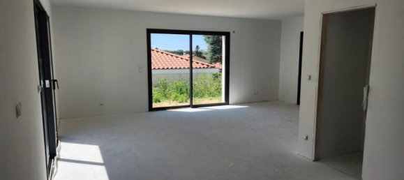 4 غرف نوم فيلا في Saint-Martin-du-Mont, France رقم 289789 5