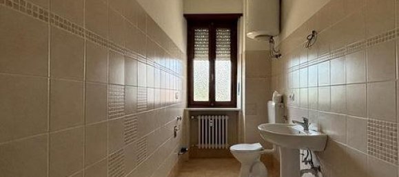 4غرفة شقة في Villanova d'Asti, Italy رقم 258436 5