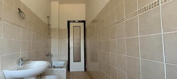 4غرفة شقة في Villanova d'Asti, Italy رقم 258436 3