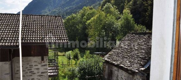 2 bedrooms House in Antrona Schieranco, Italy No. 153977 12