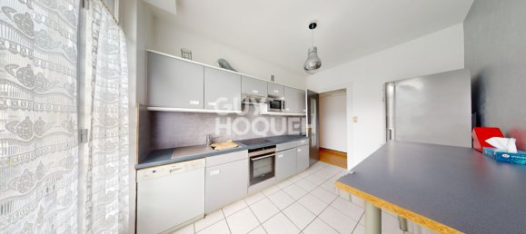 3 Schlafzimmer Wohnung in Mulhouse, France, Nr. 65860 4