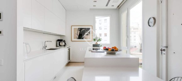 3 bedrooms Apartment in Madrid, Spain No. 134432 15