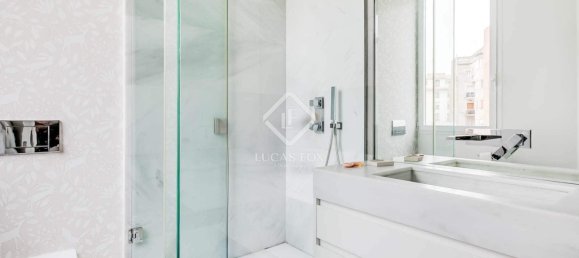 3 bedrooms Apartment in Madrid, Spain No. 134432 29