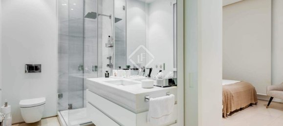 3 bedrooms Apartment in Madrid, Spain No. 134432 26