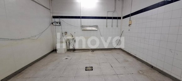 240m² Warehouse in Jerez de la Frontera, Spain No. 146004 4