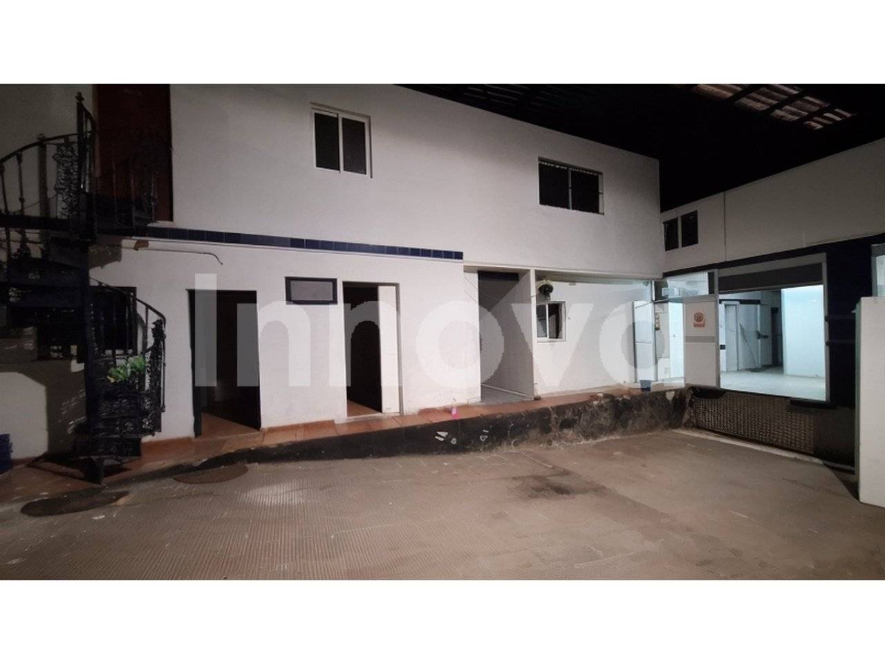 240m² Warehouse in Jerez de la Frontera, Spain No. 146004