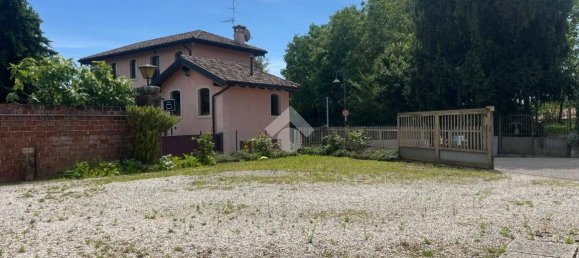 3 Schlafzimmer Haus in Udine, Italy, Nr. 286428 27