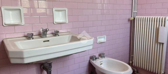 3 Schlafzimmer Haus in Udine, Italy, Nr. 286428 23