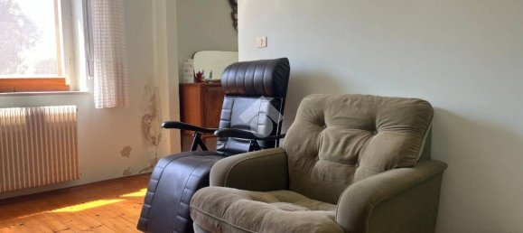 3 Schlafzimmer Haus in Udine, Italy, Nr. 286428 7