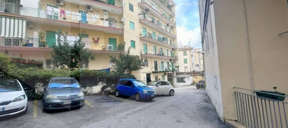 5-salle Appartement à Naples, Italy No. 26514 20