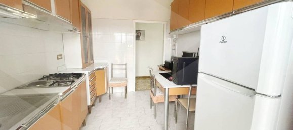 5-salle Appartement à Naples, Italy No. 26514 2