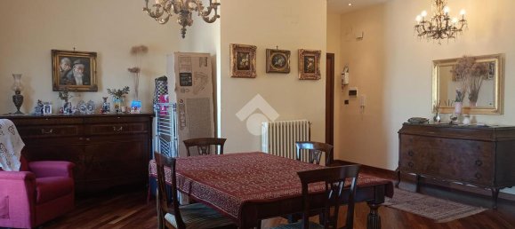 3 rooms Apartment in Avellino, Italy No. 8316 7
