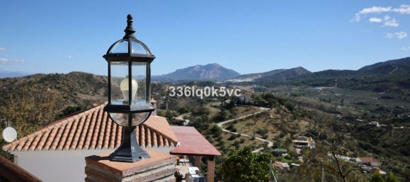 2 bedrooms House in Monda, Spain No. 147659 4