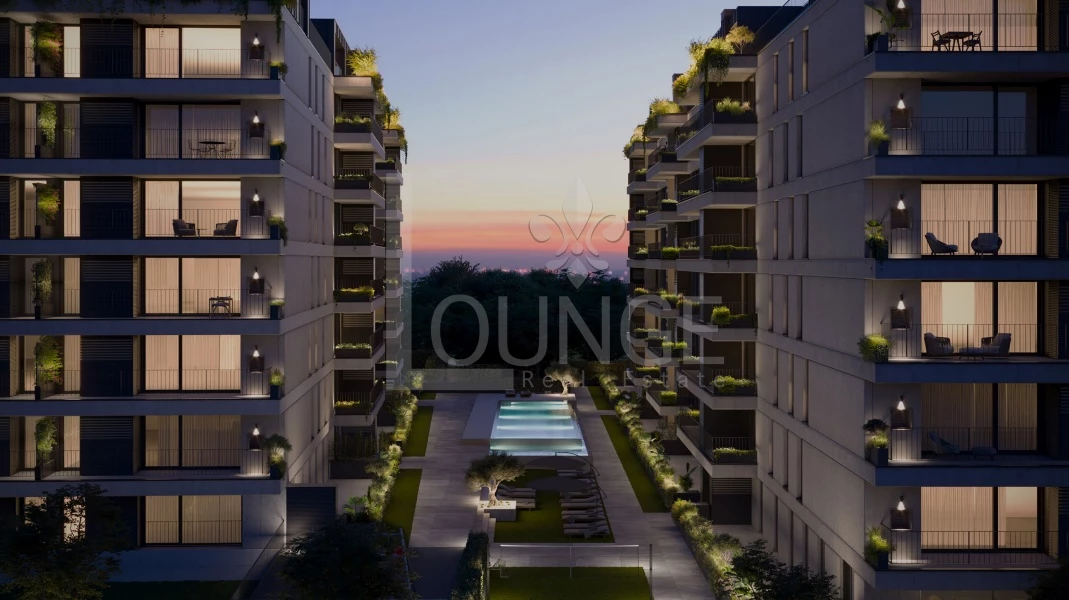 Apartamento de 3 dormitorios en Porto, Portugal No. 181548