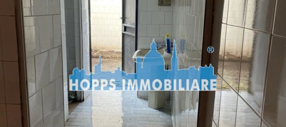 80m² Commercial property in Palermo, Italy No. 62283 31