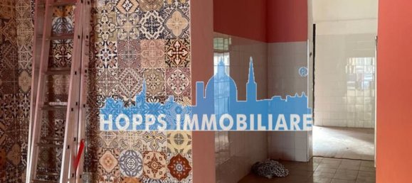 80m² Commercial property in Palermo, Italy No. 62283 27