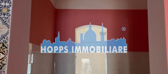 80m² Commercial property in Palermo, Italy No. 62283 28