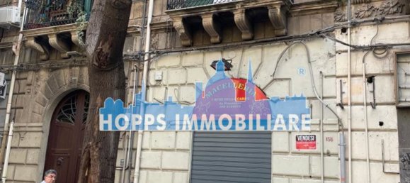 80m² Commercial property in Palermo, Italy No. 62283 30