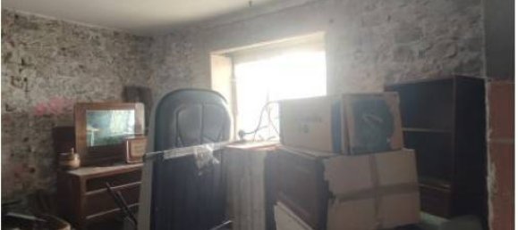 4 bedrooms House in Brogliano, Italy No. 293129 9