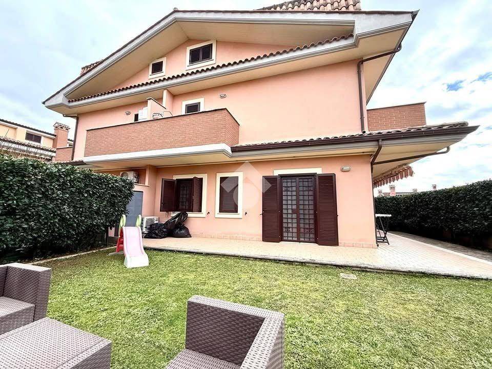 2 bedrooms Apartment in Lariano, Italy No. 369718