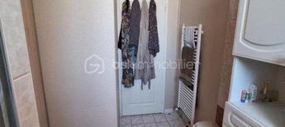 3 chambres Maison à Saint-Jean-sur-Mayenne, France No. 301944 12