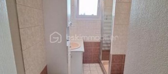 3 chambres Maison à Saint-Jean-sur-Mayenne, France No. 301944 11