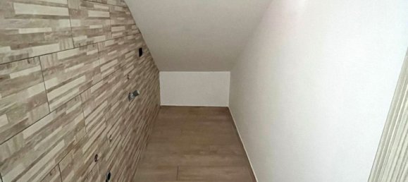 3-Zimmer Wohnung in Nocera Inferiore, Italy, Nr. 289772 9