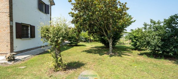 7 bedrooms House in Jolanda di Savoia, Italy No. 344332 13