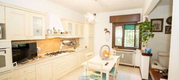 7 bedrooms House in Jolanda di Savoia, Italy No. 344332 16