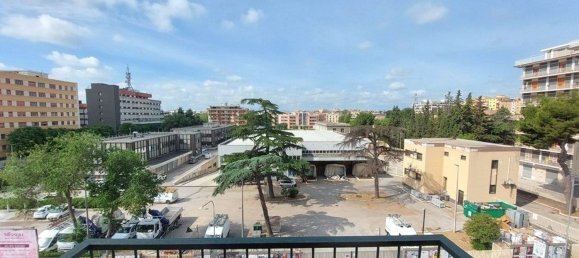 4 rooms Apartment in Foggia, Italy No. 265705 17