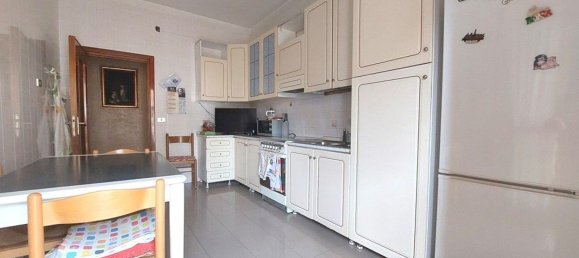 4 rooms Apartment in Foggia, Italy No. 265705 5