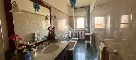 3 rooms Apartment in Moncalieri, Italy No. 124403 3