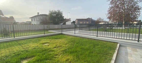 Apartamento T2 em Pordenone, Italy N.º 337836 12