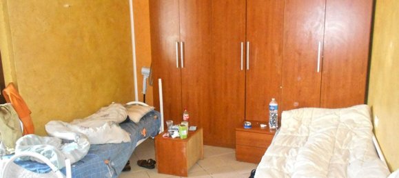 5 bedrooms Apartment in Poggibonsi, Italy No. 327175 5