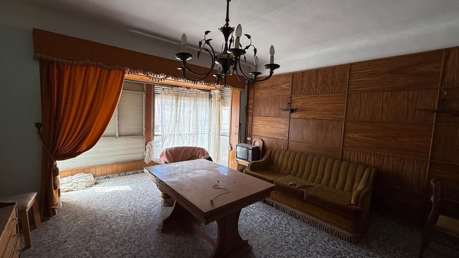 8 bedrooms House in Aguilas, Spain No. 255006