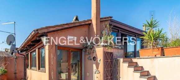 Пентхаус с 16 комнатами в Рим, Италия № 132757 3